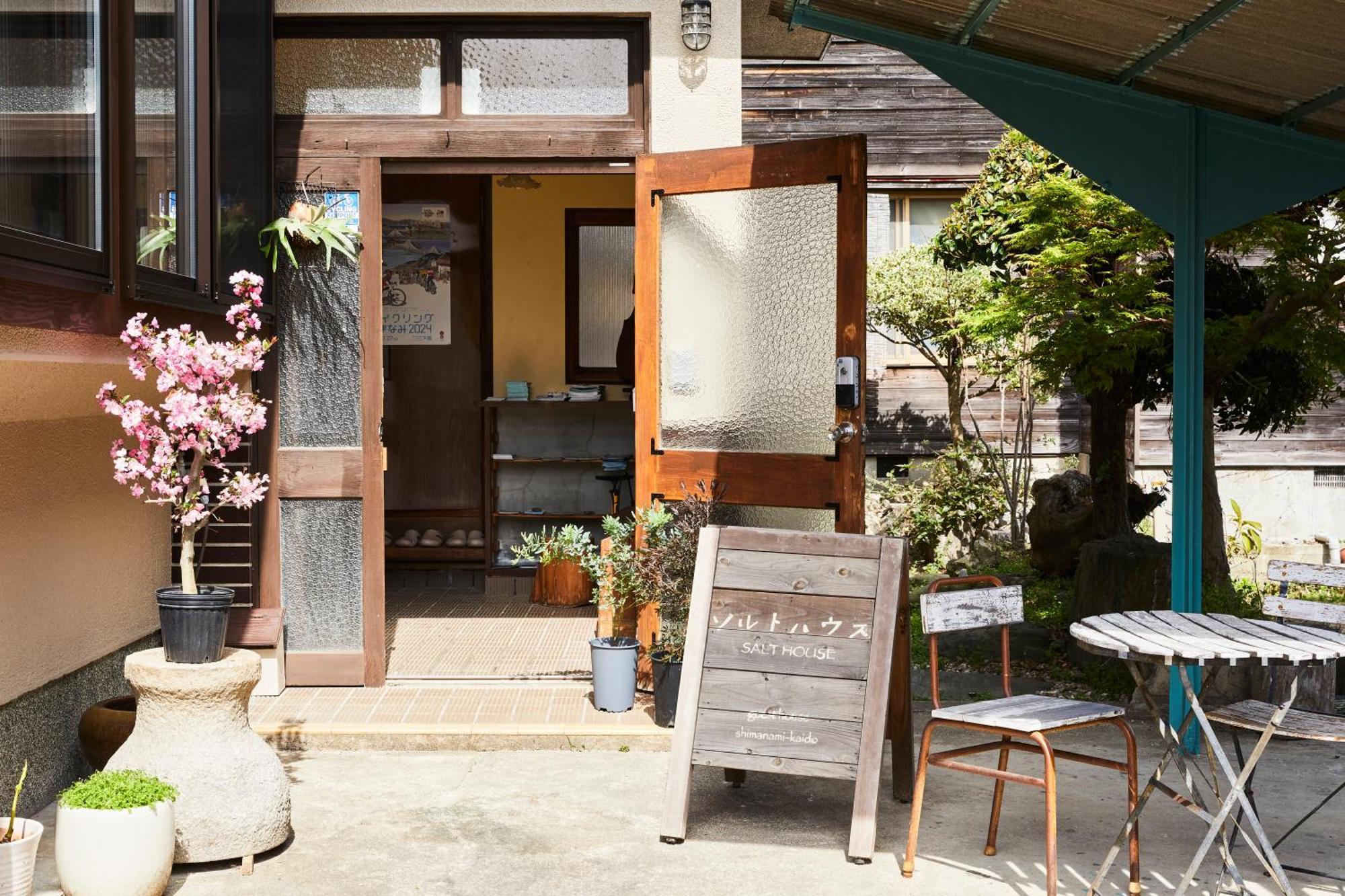 ソルトハウス Hotel Imabari Railway Station Екстериор снимка